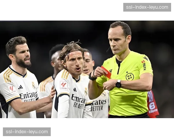 西甲裁判委员会会议，研讨统一尺度以应对日益增加的对抗与犯规