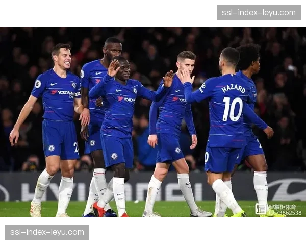 战术复盘:剖析里尔队如何用防守反击战术成功克制马赛的攻势足球